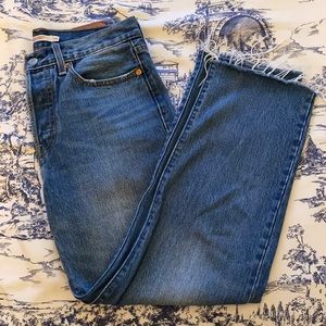 Levi’s Wedgie Straight - size 28